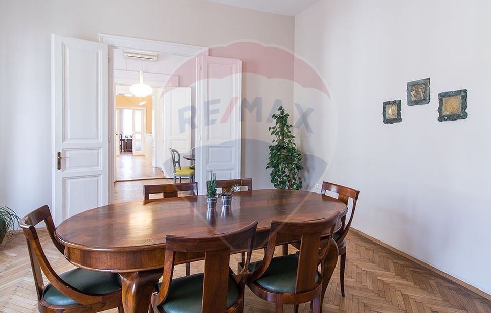 10 room Apartment for rent, Ultracentral area
