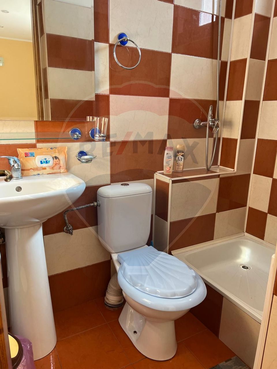 Hotel / Pensiune cu 11 camere de vânzare