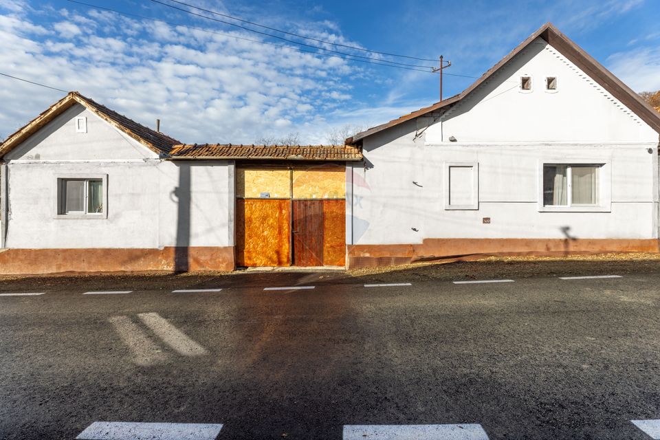 5 room House / Villa for sale