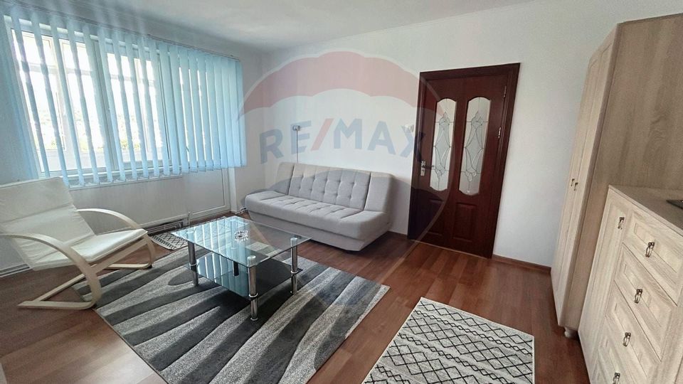 APARTAMENT CU PRIVELISTE IN ZONA ULTRACENTRALA
