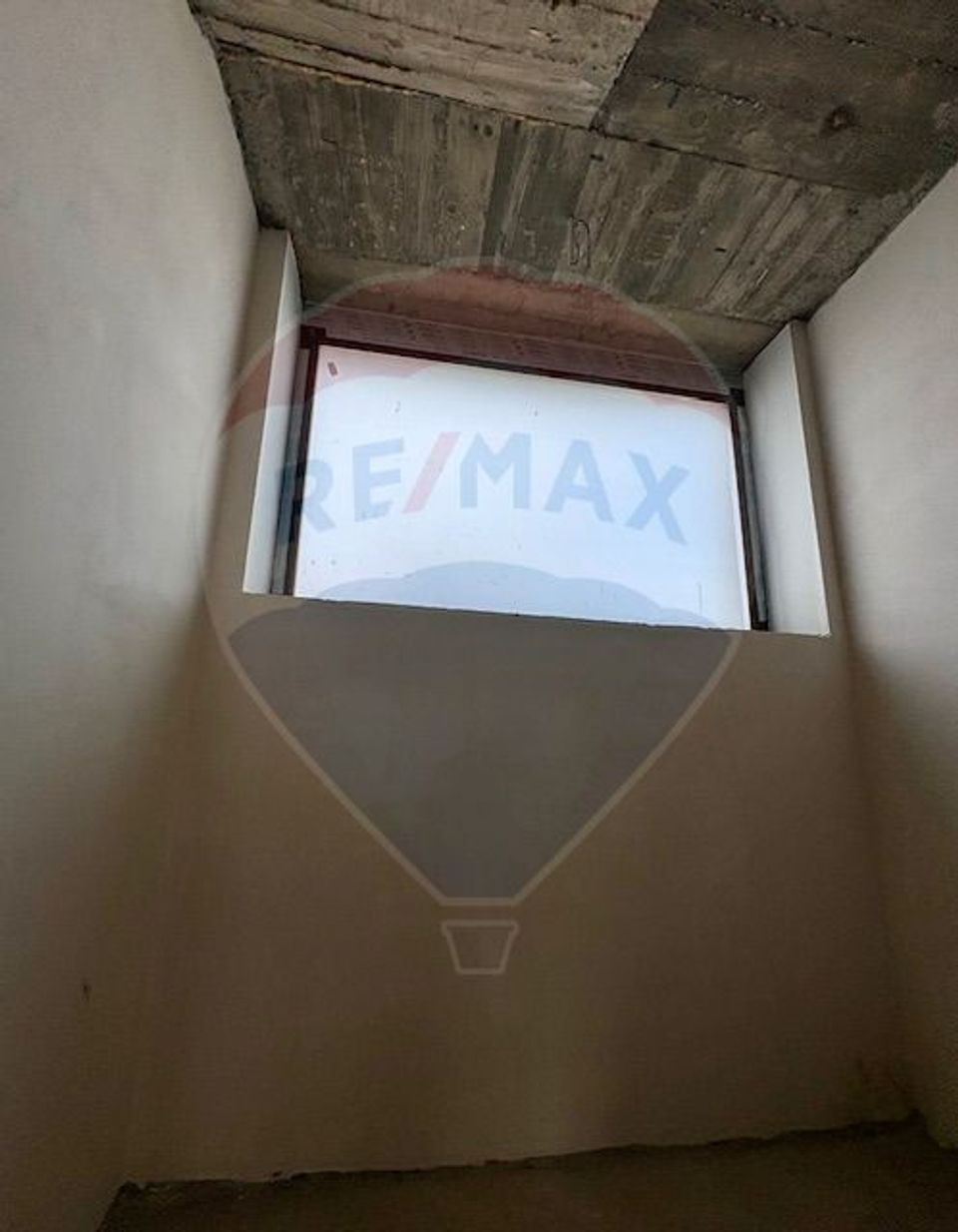 Vilă frumoasa cu 5 camere, 700 mp currte si pompa de caldura - Saftica