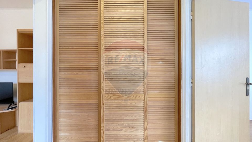 Apartament cu 3 camere de închiriat în zona Astra