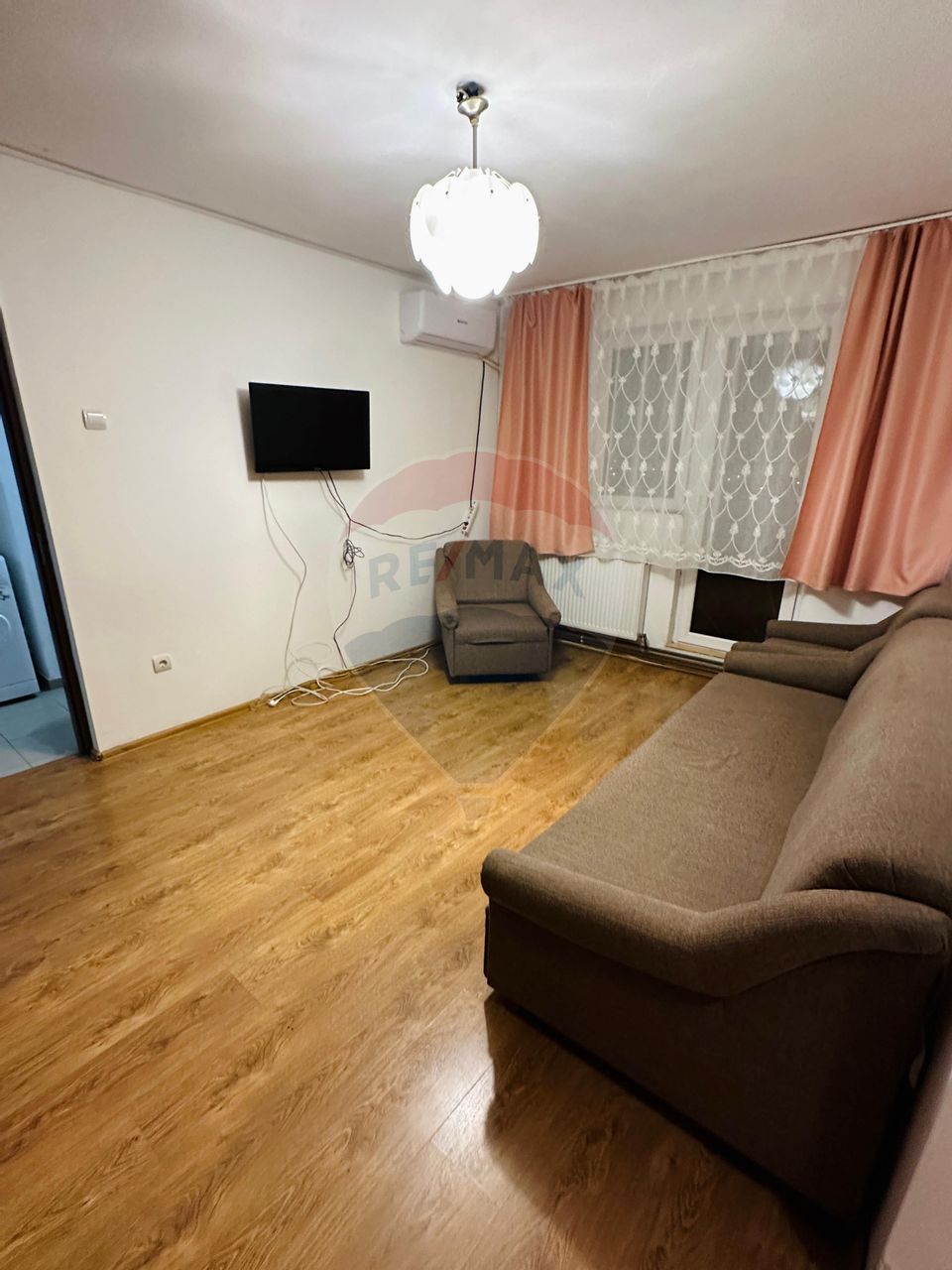 3 room Apartment for rent, Aurel Vlaicu area