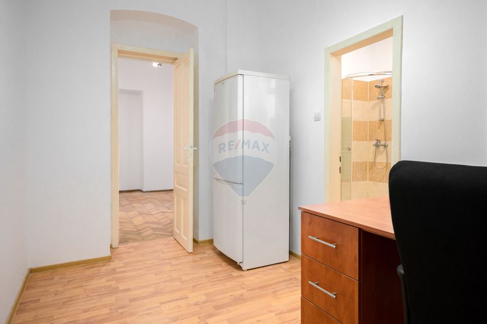 Ocazie! Garsoniera de vânzare pe Muresenilor, etaj 1, Centrul Istoric