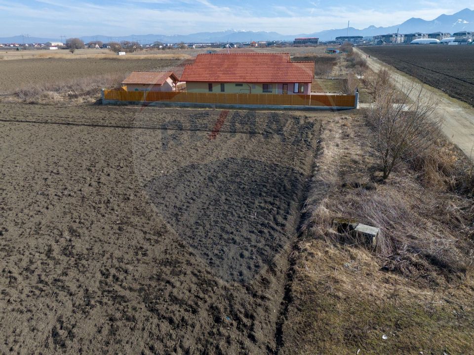 Teren 6400 mp, Sanpetru/ Brasov