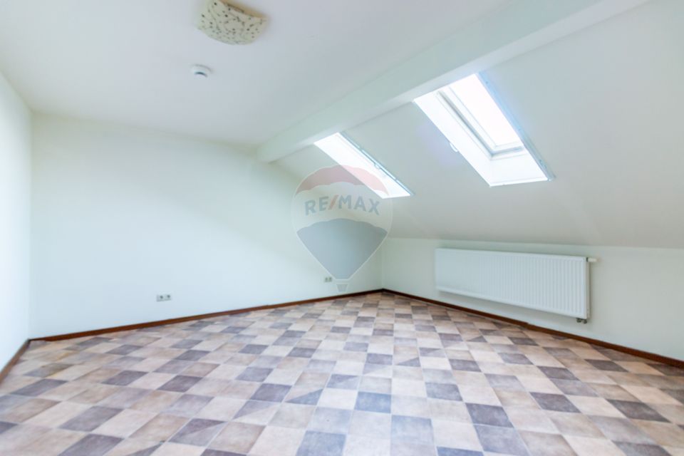 Casă / Vila de vanzare in Tunari, centru, parc, autobuz, utilitati