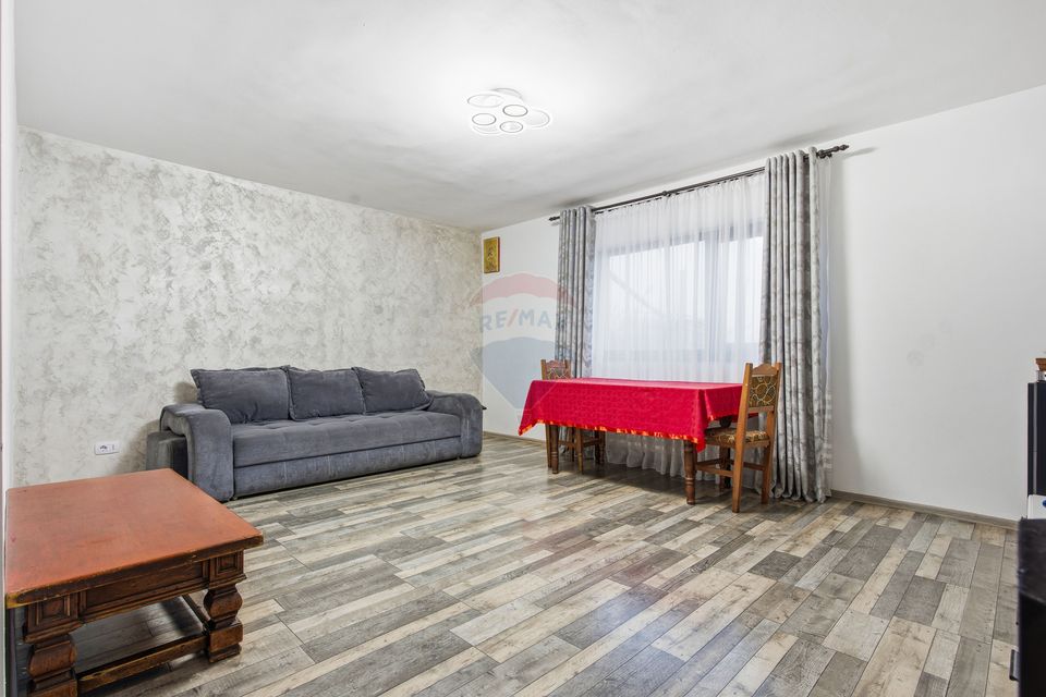 Casă P+M cu teren generos, zonă liniștită – Holboca. Comision 0%