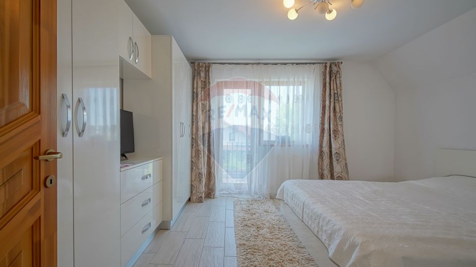 5 room House / Villa for sale