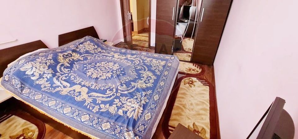 2 room Apartment for rent, Milcov area