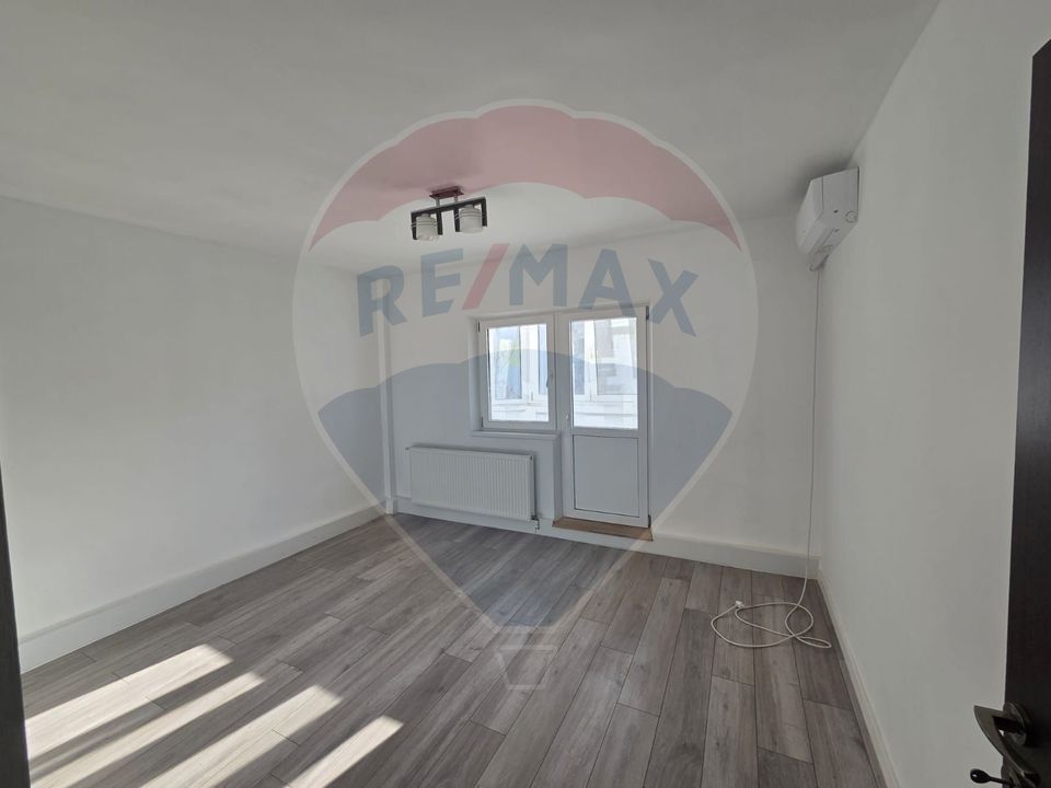 Apartament 4 camere + centrala proprie: str Baltagului - 13 septembrie