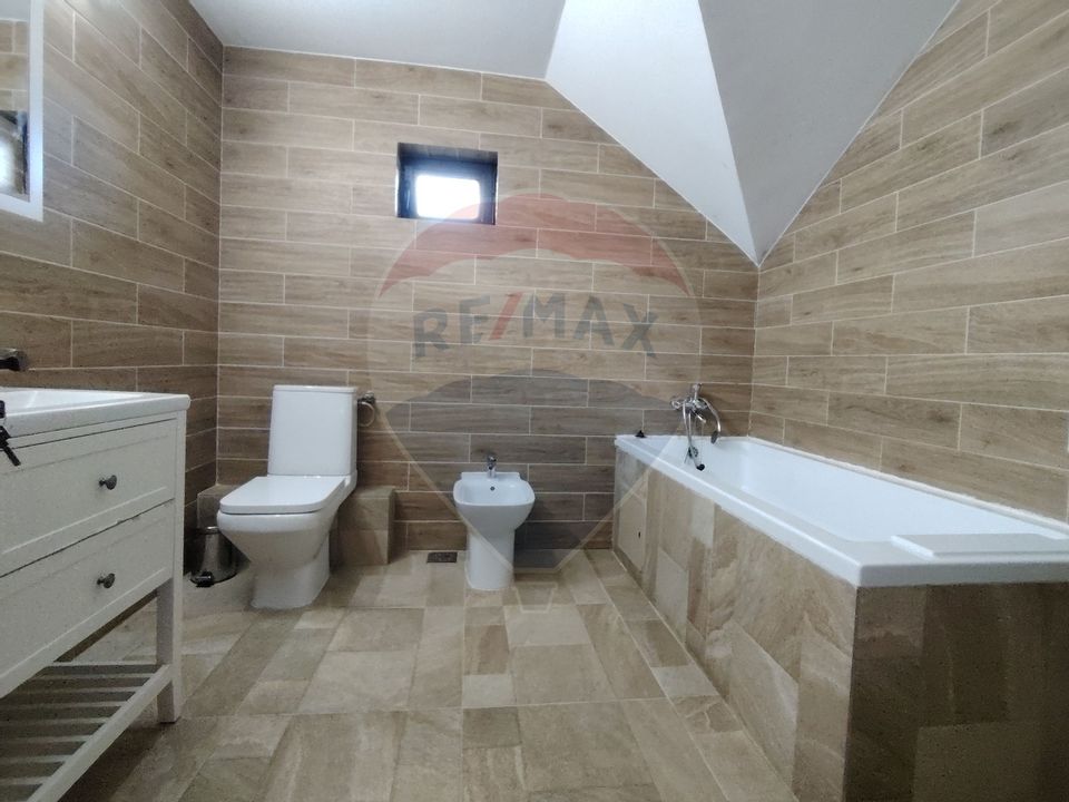 COMISION ZERO Casa spatioasa în Sasar cu curte și garaj