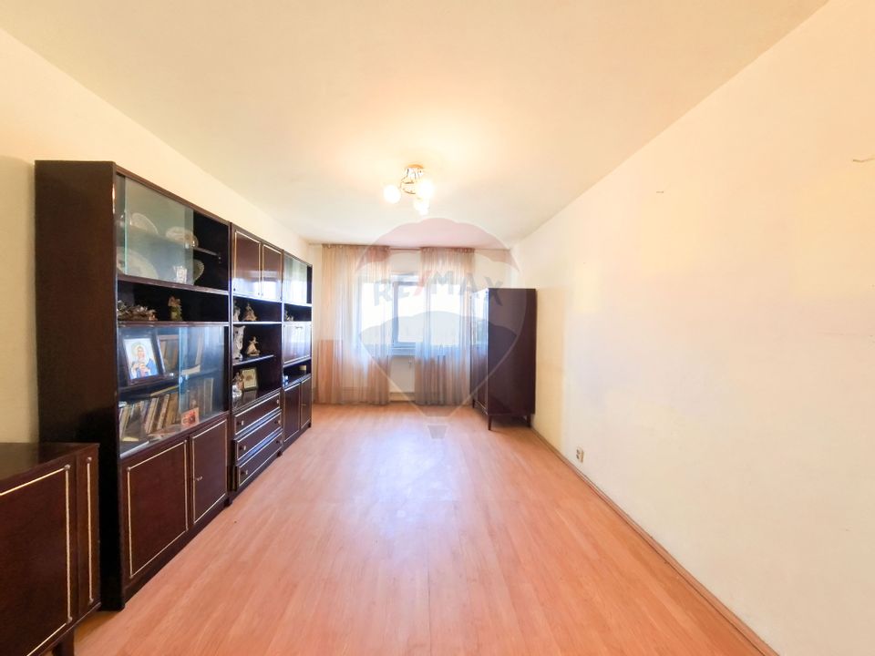 Apartament 2 camere în zona Lipovei, disponibil imediat