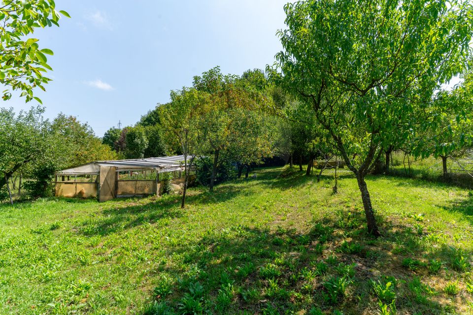 Casă / Vilă cu 10 camere amplasate in 2 corpuri de cladire de vanzare