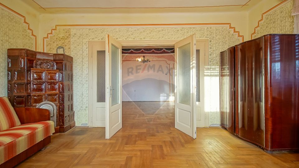 6 room House / Villa for sale