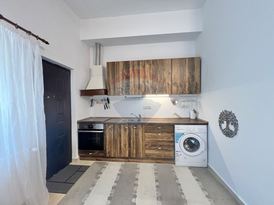 8 room House / Villa for sale