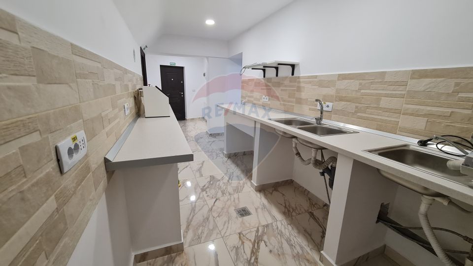 Apartament cu 2 camere decomandate de vânzare Central, Parc Eminescu