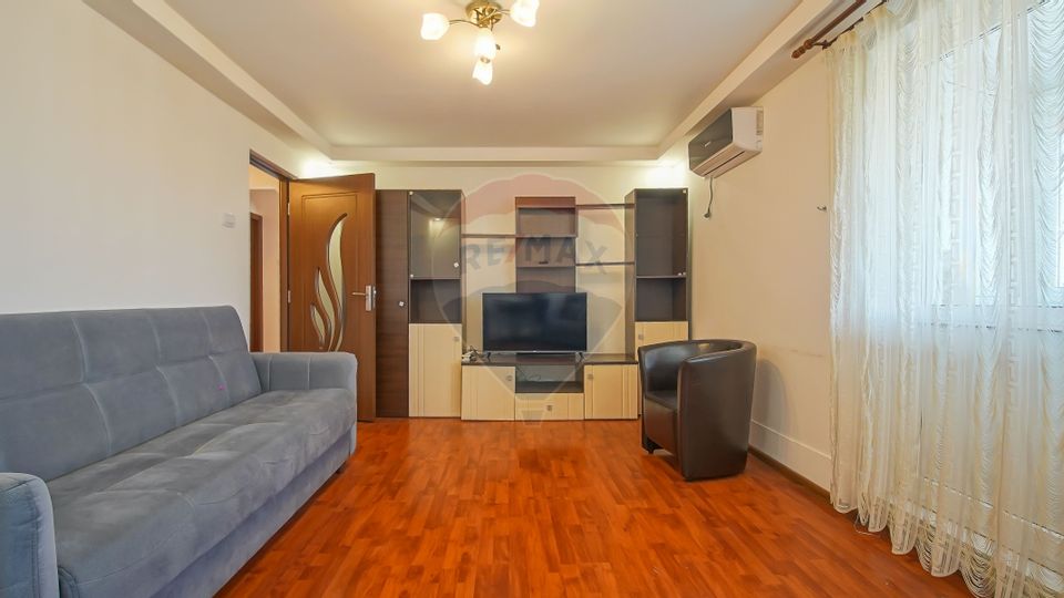 3 room Apartment for sale, Tractorul area