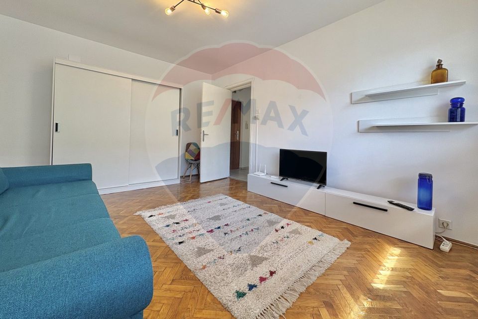 Garsonieră decomandată – zona Micșunica | Etaj 1 | Orientare sudica