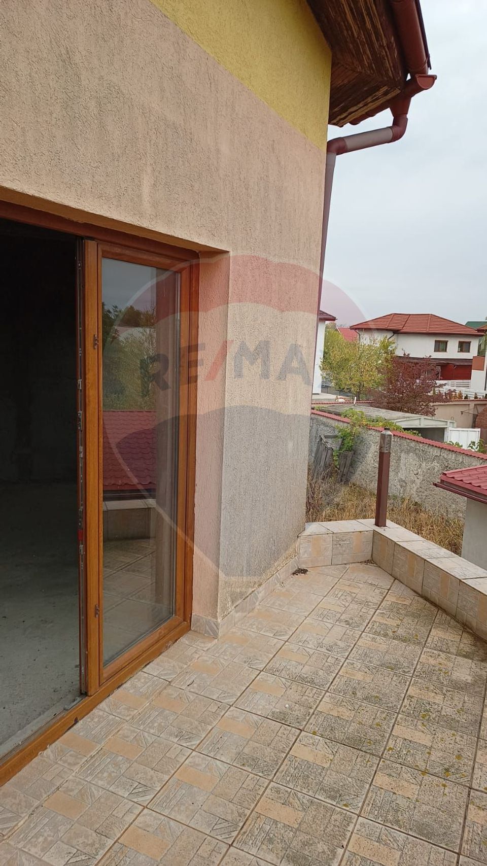 5 room House / Villa for sale