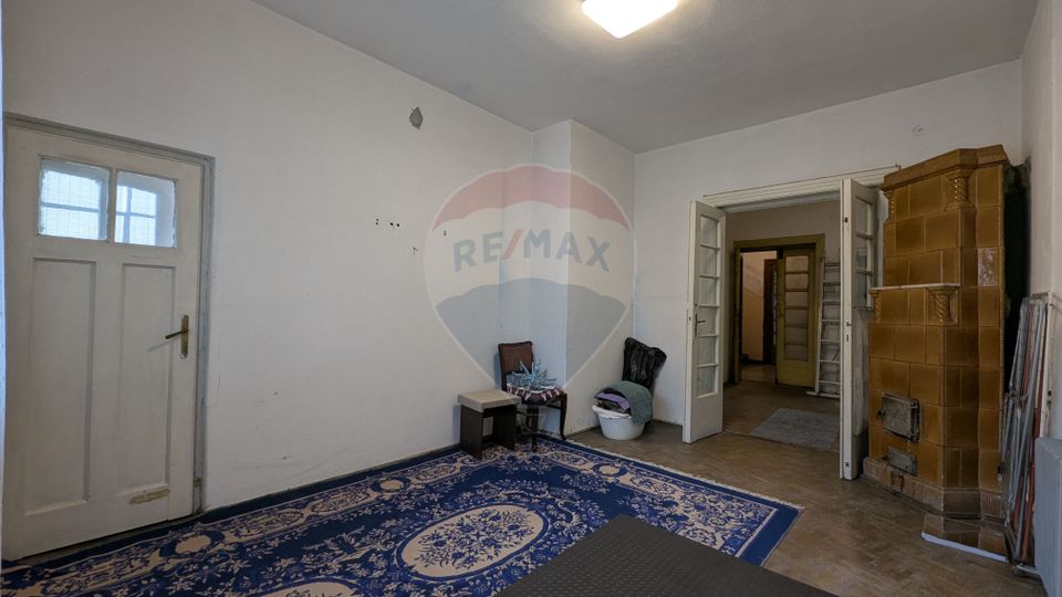 Vânzare Casă / Vilă cu 11 camere  în zona Iancului