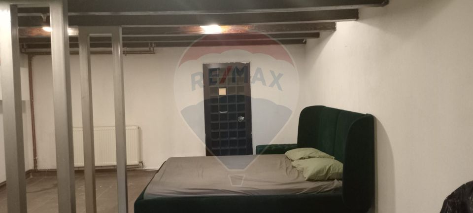 4 room House / Villa for sale, Central area