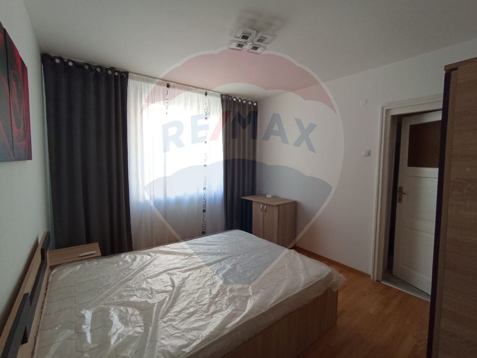 Apartament de închiriat – 2 camere  + balcon