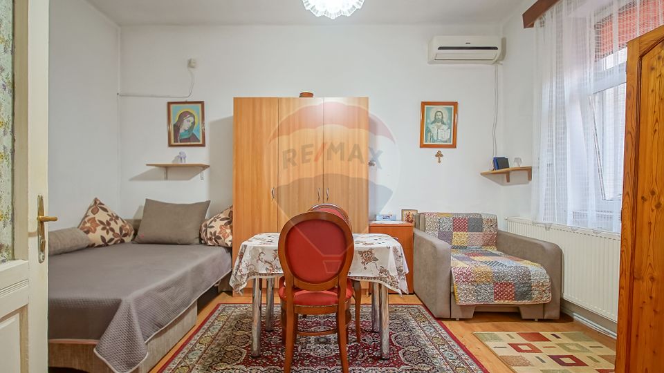 3 room House / Villa for sale, Brasovul Vechi area