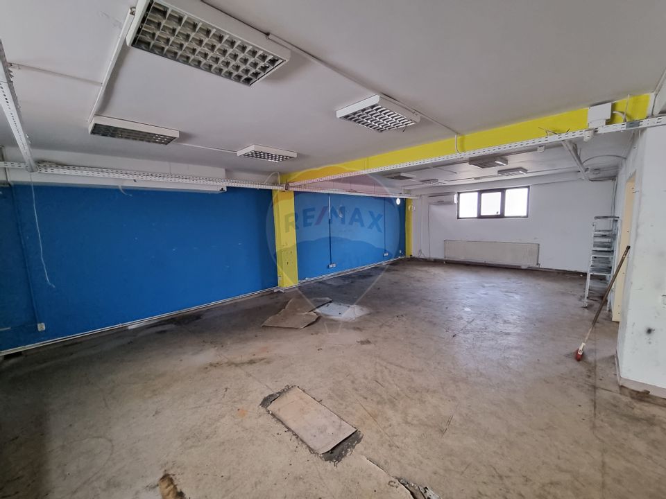 220sq.m Industrial Space for rent, Iris area