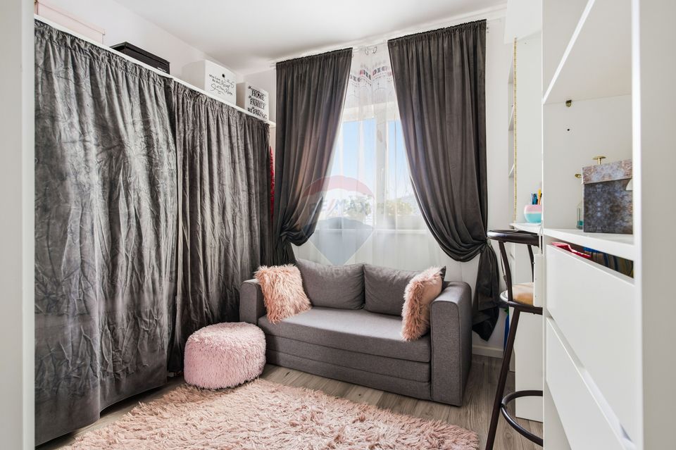 House + Apartment - 0% Comission 0% VAT - Hlincea - 5 Rooms