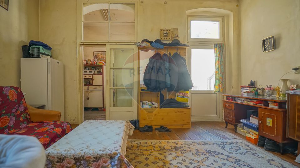 REZERVAT! Apartament cu 1 cameră, Poarta Schei, Centrul Istoric