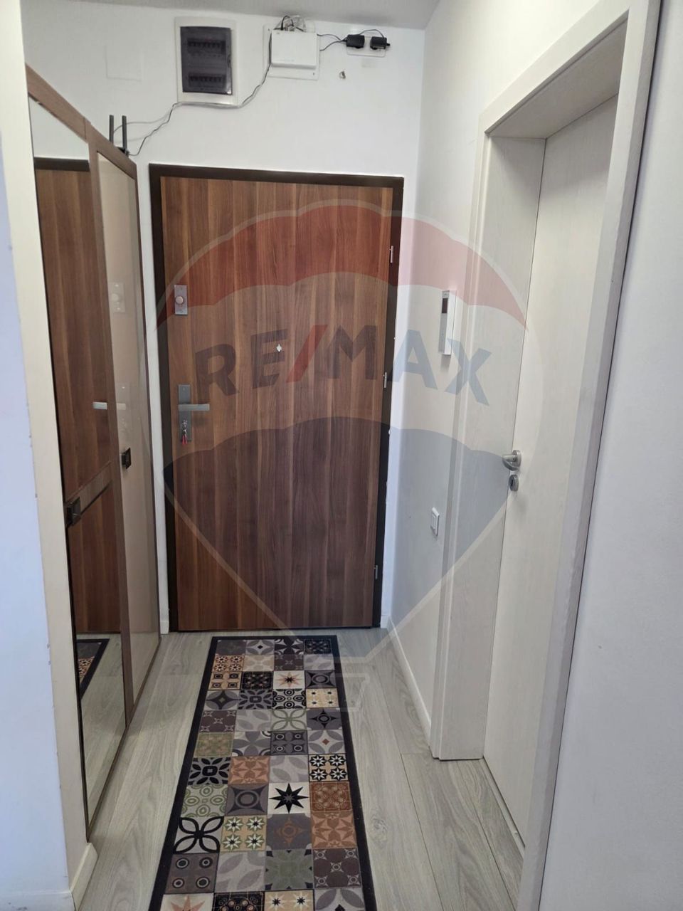 Apartament cu 3 camere in complexul Grand Hill Residence + parcare