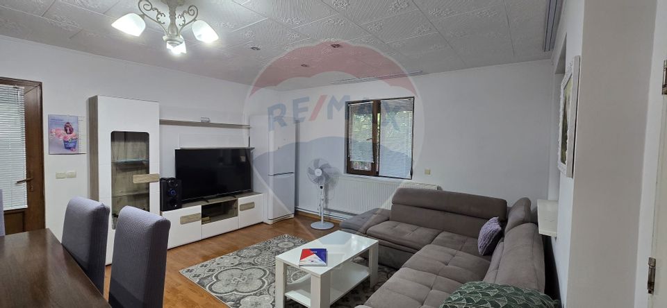 6 room House / Villa for sale