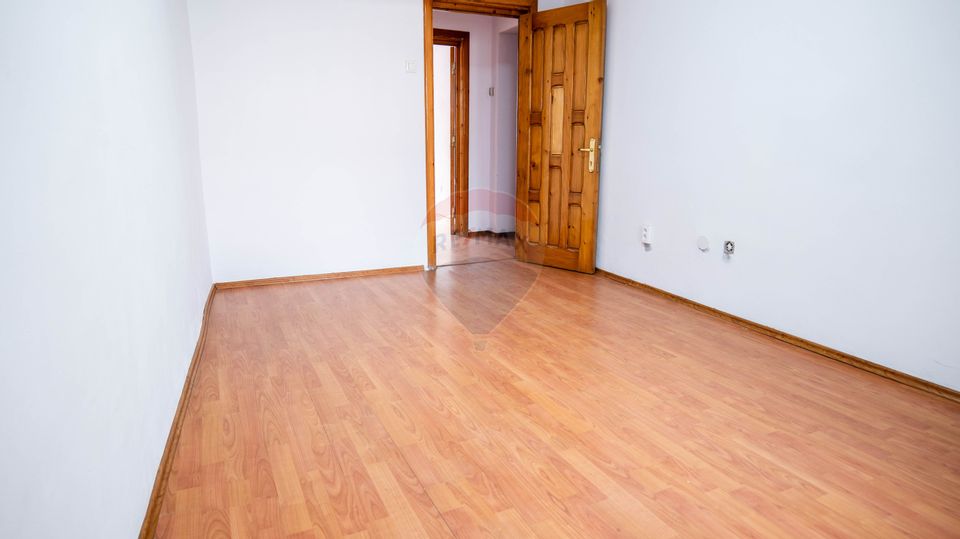 330sq.m Commercial Space for sale, Central area