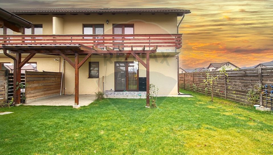 COMISION 0% | Casă tip duplex de vânzare | 5 camere | Cartier Izvor |