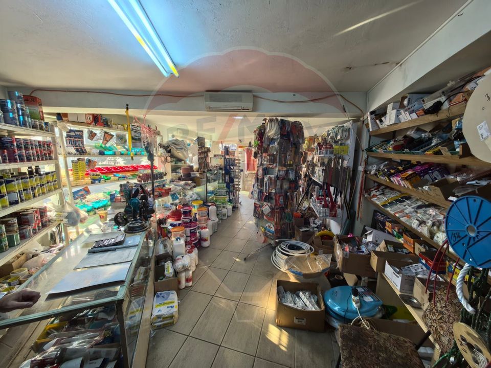 140sq.m Commercial Space, Central area