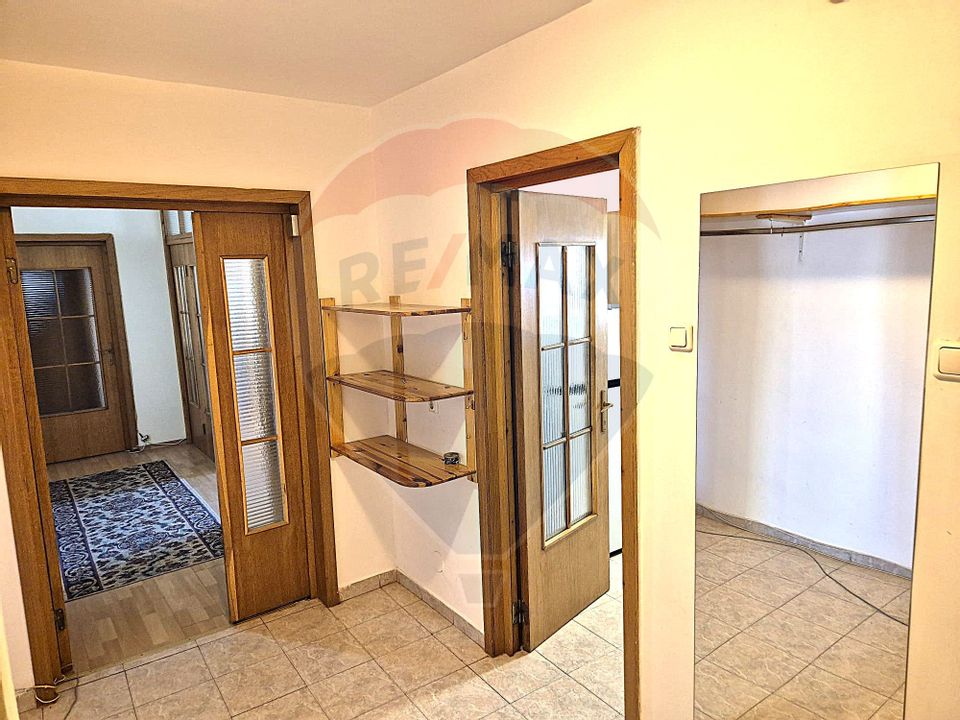 3 room Apartment for sale, 9 Mai area