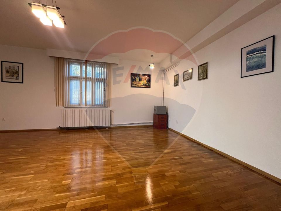 4 room House / Villa for rent, Gara area