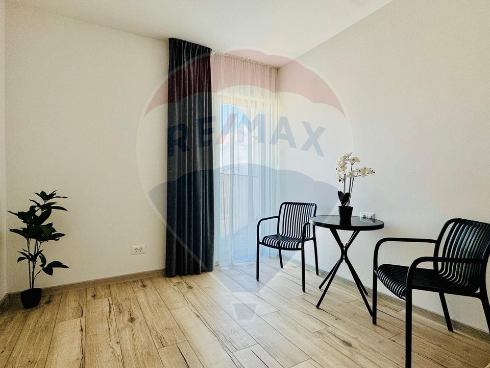 Apartament cu 3 camere de vânzare în zona Central