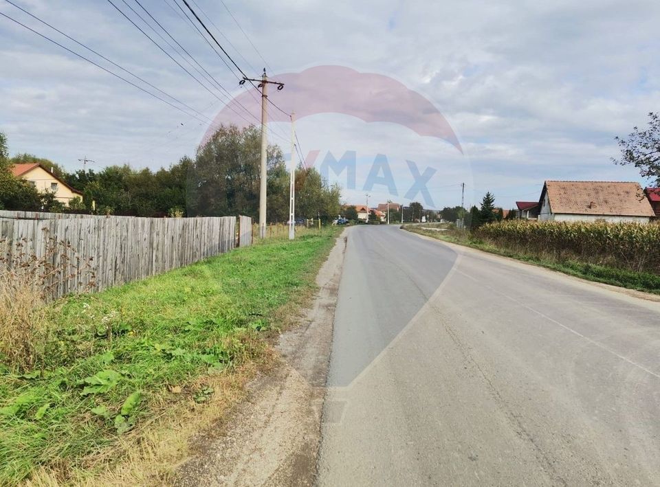 Teren 978mp Bod / Strada Garii