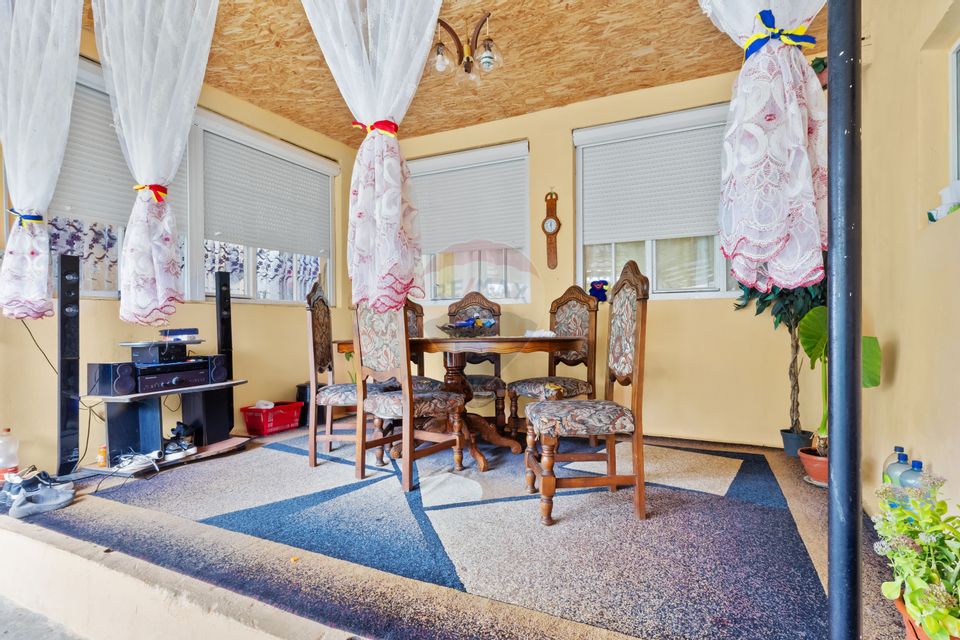 Casă cu teren 1222mp de vanzare in Nadab Judetul Arad