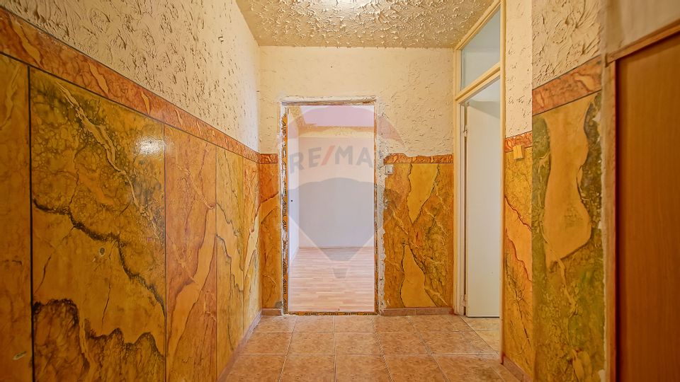 COMISION 0 | Apartament 3 camere de vanzare | De renovat | Triaj |