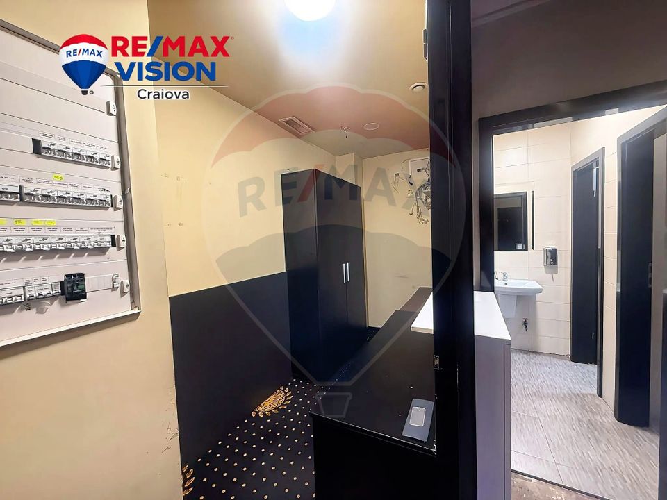 128.66sq.m Commercial Space for rent, Valea Rosie area