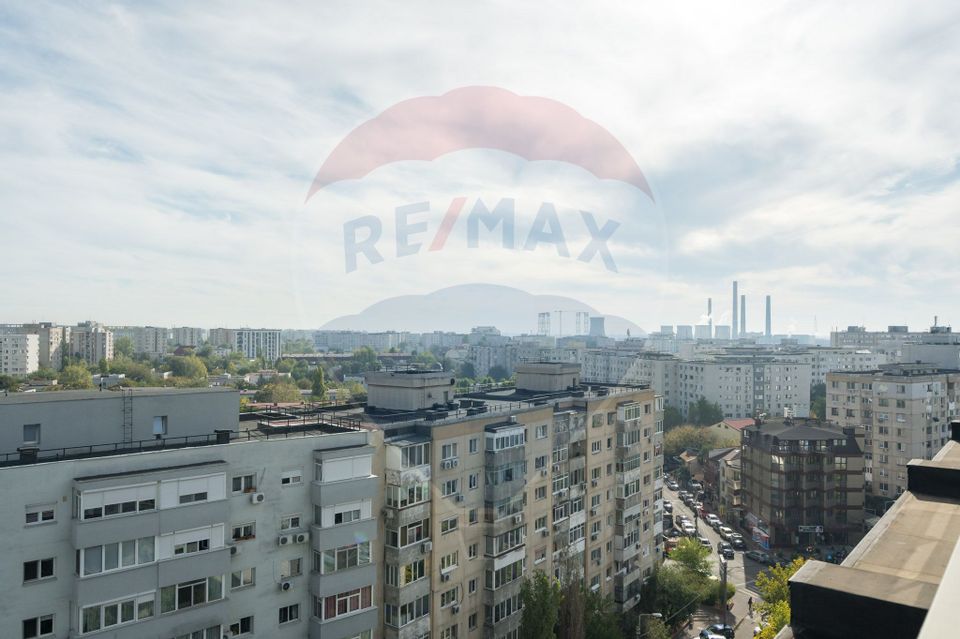 Apartament cu 3 camere de vânzare în zona Dristor