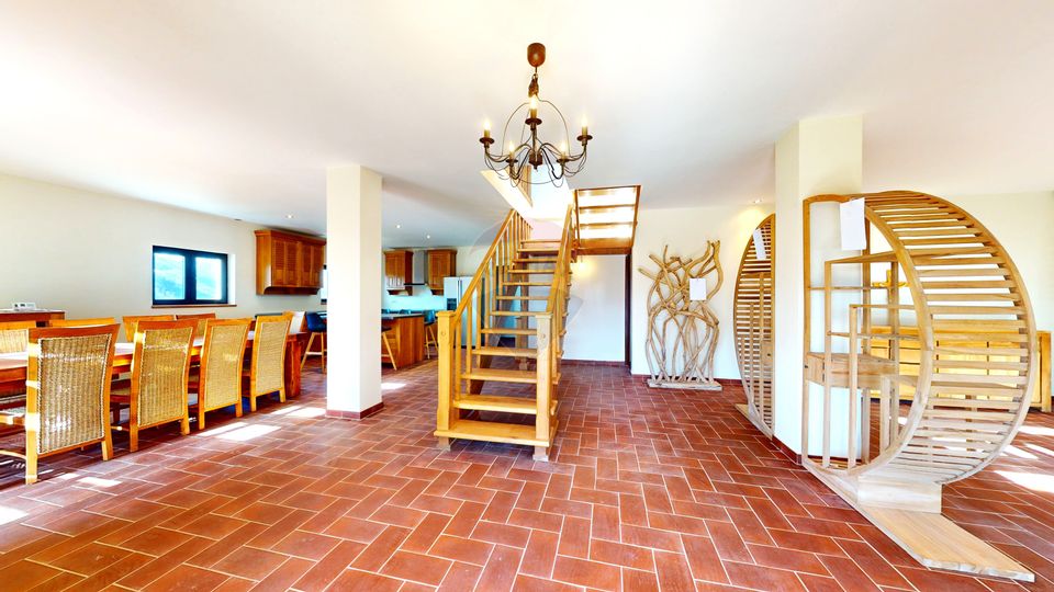 4 room House / Villa for sale