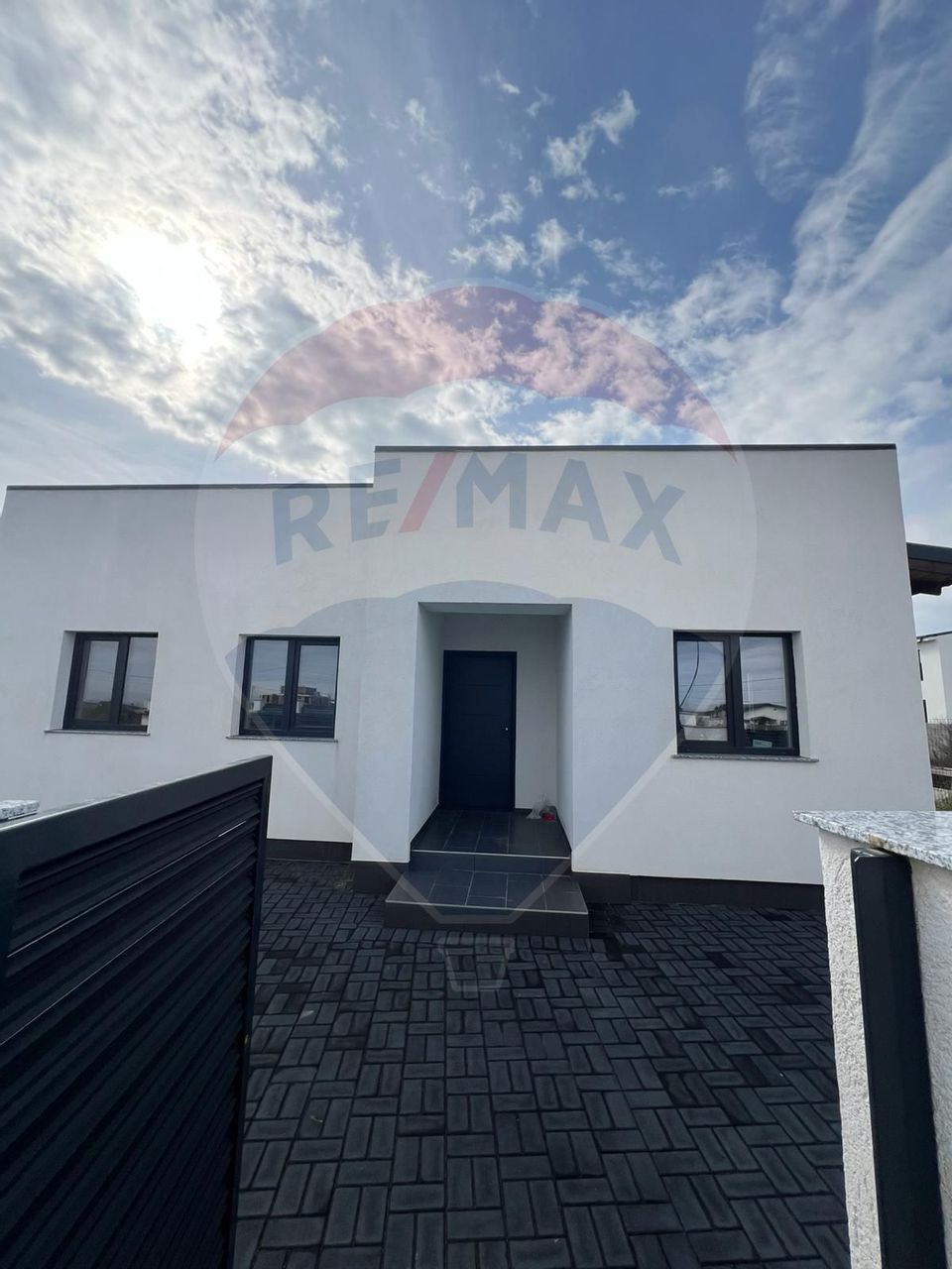 3 room House / Villa for sale