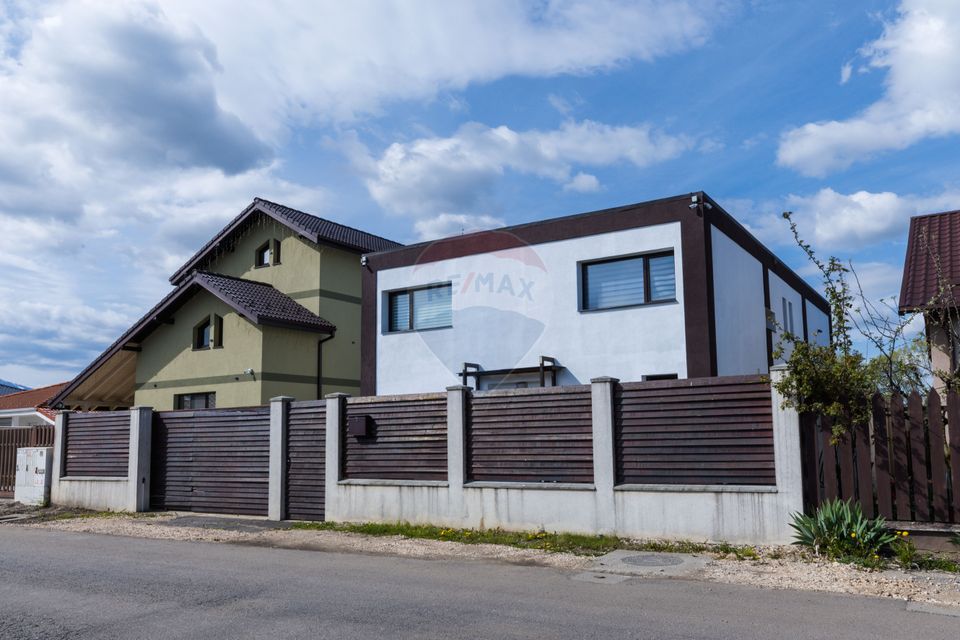 Casă premium în Stupini – finisaje de lux, complet mobilată