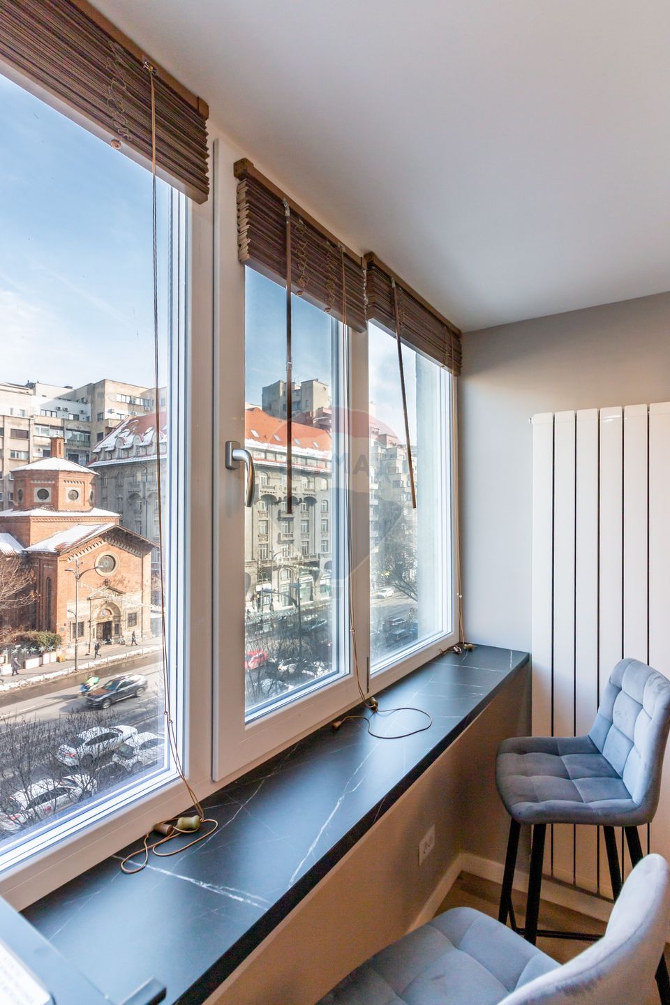 Premium 2 room apartment for sale | Magheru Boulevard | Risk-free