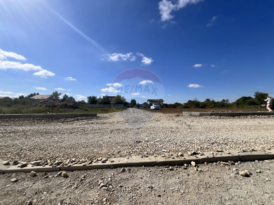 Teren ideal pentru casă de vis în Mogoșoaia – 849,3 mp, cu utilități