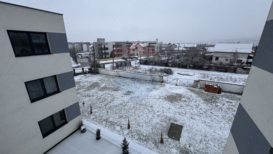 La vânzare Apartamente noi cu 3 camere în zonă Rezidențială