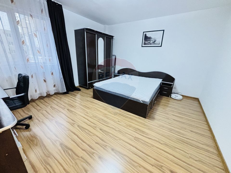 Apartament spatios de vânzare 2 camere EROILOR . VOLUNTARI A3